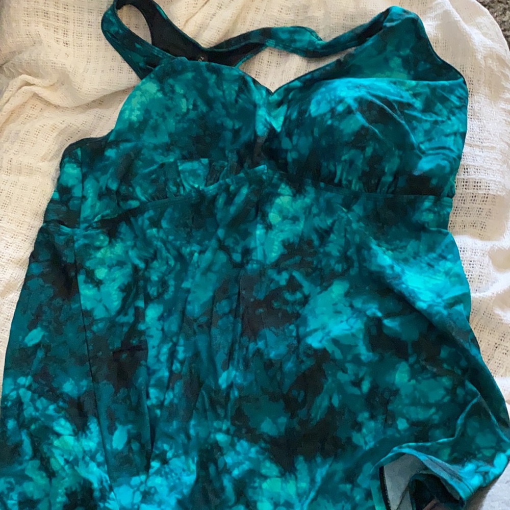 Swim suit top